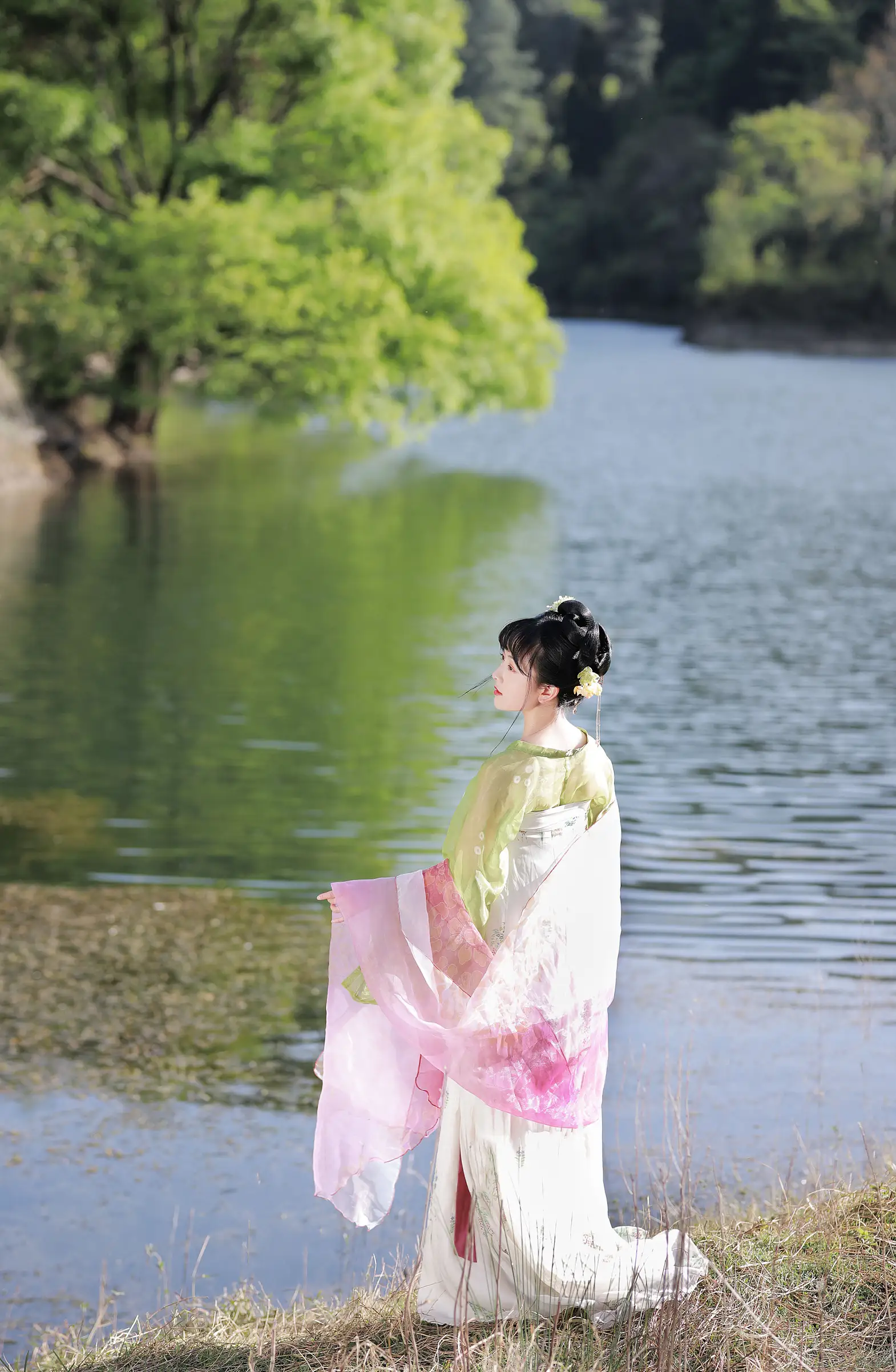 [YITUYU] 2022.07.03 Vol.1368 – Pink pink and willow green Shun Jin#[20P]-6